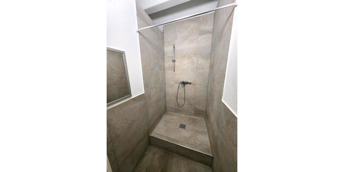 Wohnen auf Zeit Bretten - 25 Zimmer, 30 m&sup2;, 350&euro; | Angebot:25982146