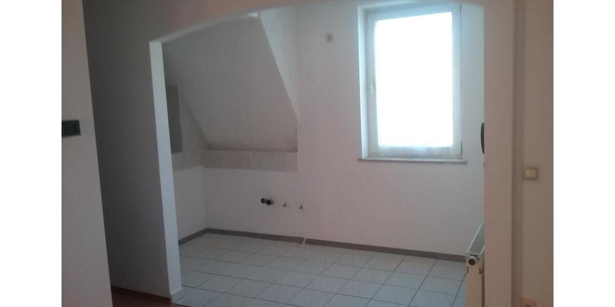 Etagenwohnung Saarlouis - 2 Zimmer, 55 m&sup2;, 480&euro; | Angebot:24311014