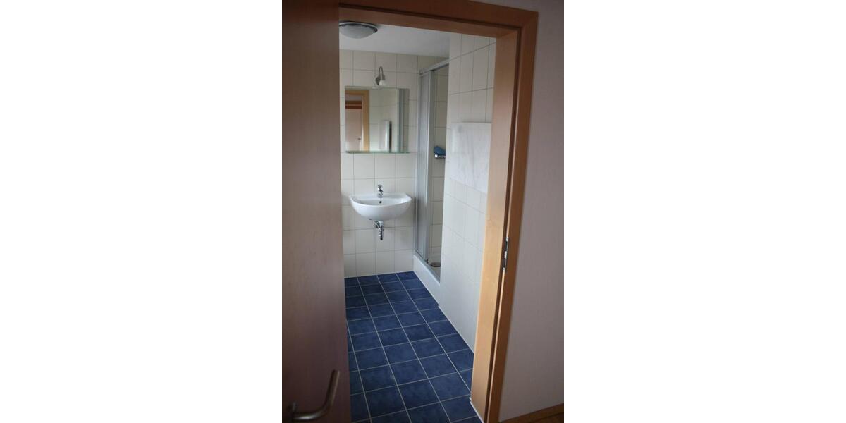 Etagenwohnung Wenzenbach - 2 Zimmer, 40 m&sup2;, 350&euro; | Angebot:26676115