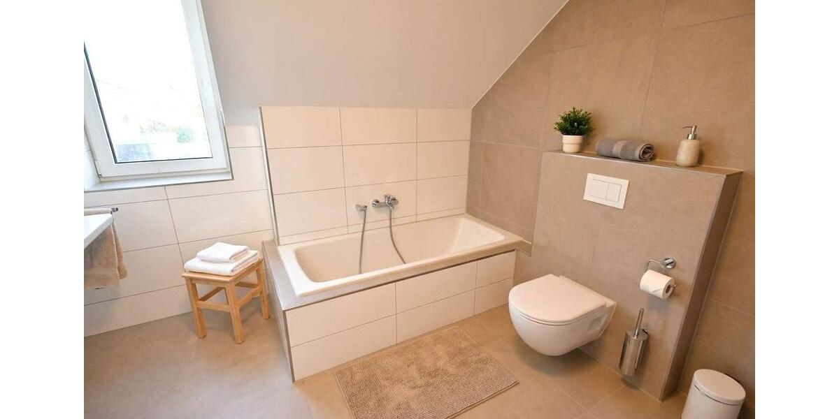 Dachgeschoßwohnung Quakenbrück - 3 Zimmer, 88 m&sup2;, 800&euro; | Angebot:26312455