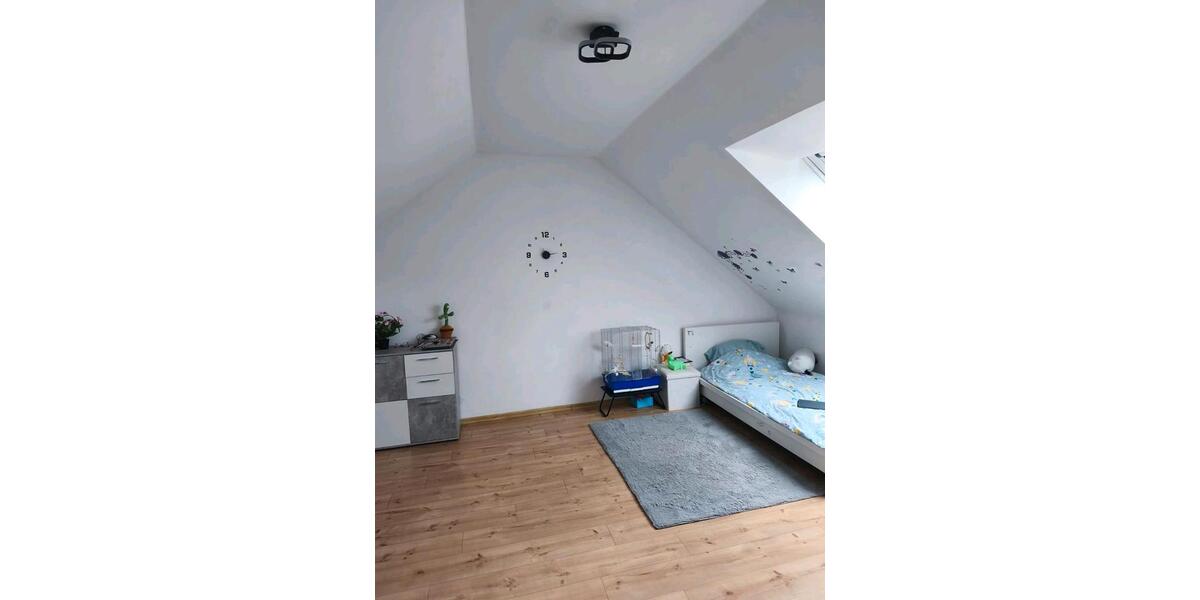 Dachgeschoßwohnung Königsmoos - 3 Zimmer, 68 m&sup2;, 780&euro; | Angebot:26267718