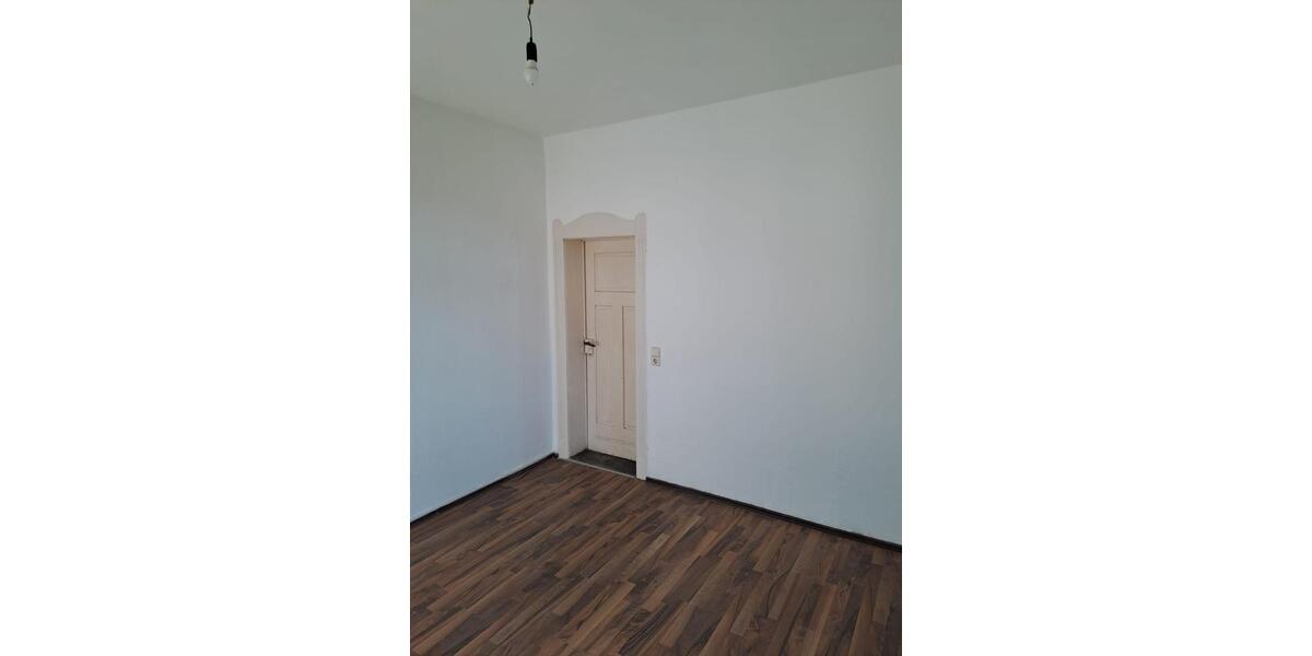 Etagenwohnung Geringswalde - 2 Zimmer, 45 m&sup2;, 250&euro; | Angebot:25902790