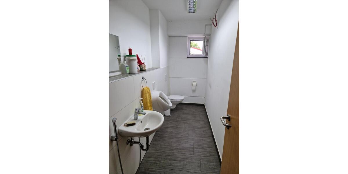 Gewerbeobjekt Berching - 6&euro; | Angebot:9627389