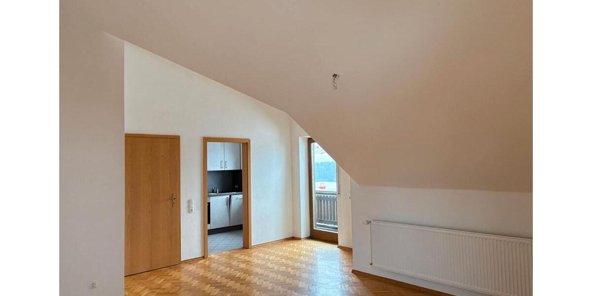 Dachgeschoßwohnung Hutthurm - 2 Zimmer, 62 m&sup2;, 520&euro; | Angebot:26516724