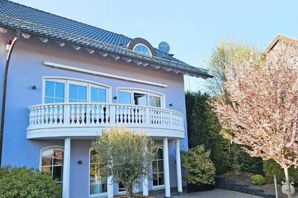 Wohnung Sundern (Sauerland) - 2 Zimmer, 61 m&sup2;, 800&euro; | Angebot:25225211