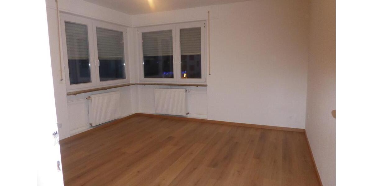Etagenwohnung Rastatt - 4 Zimmer, 86 m&sup2;, 950&euro; | Angebot:24559804