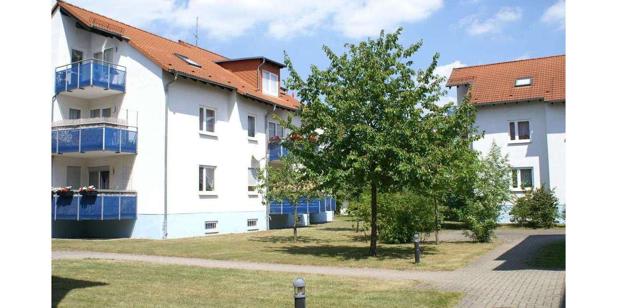 Etagenwohnung Merseburg - 1 Zimmer, 39 m&sup2;, 300&euro; | Angebot:26155507