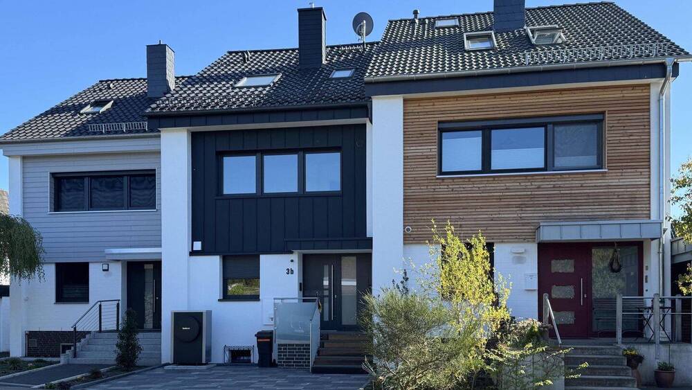Reihenmittelhaus Burgdorf - 4 Zimmer, 145 m&sup2;, 2.100&euro; | Angebot:26438784