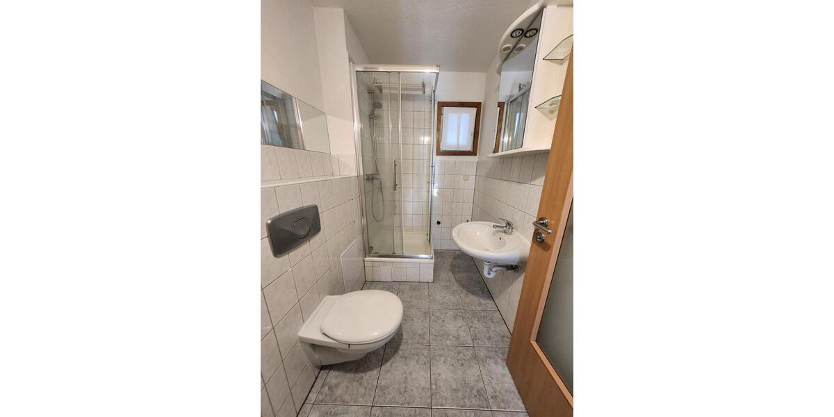 Dachgeschoßwohnung Finsterwalde - 2 Zimmer, 75 m&sup2;, 500&euro; | Angebot:24975983