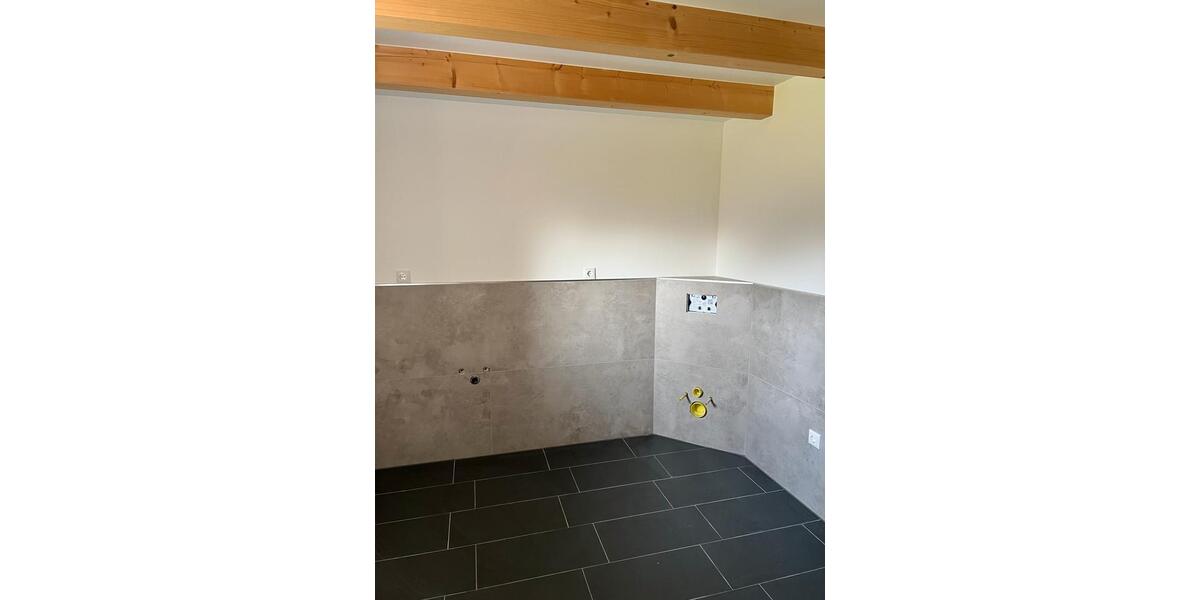 Einfamilienhaus Wolmirstedt - 2 Zimmer, 90 m&sup2;, 900&euro; | Angebot:26013404
