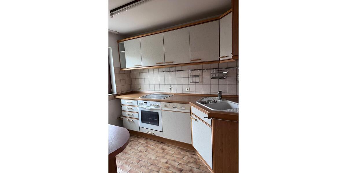 Erdgeschoßwohnung Albstadt - 3.5 Zimmer, 86 m&sup2;, 700&euro; | Angebot:24767536