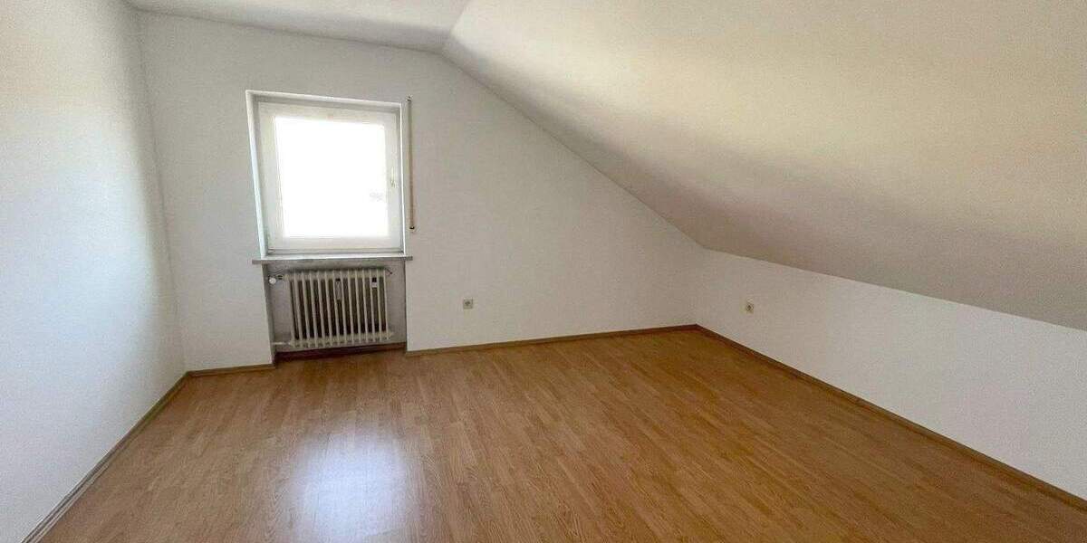 Etagenwohnung Kümmersbruck - 5 Zimmer, 80 m&sup2;, 800&euro; | Angebot:25682833