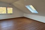 Dachgeschoßwohnung Ebersburg - 4 Zimmer, 90 m&sup2;, 810&euro; | Angebot:26407536