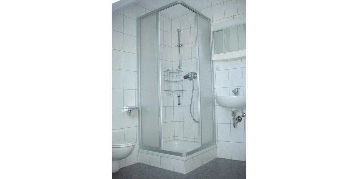 Dachgeschoßwohnung Ergolding - 2 Zimmer, 52 m&sup2;, 710&euro; | Angebot:25968137