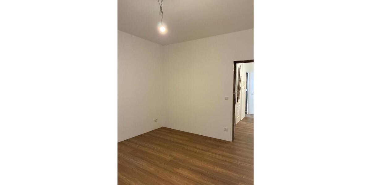 Erdgeschoßwohnung Erfurt - 4 Zimmer, 89 m&sup2;, 950&euro; | Angebot:26448183