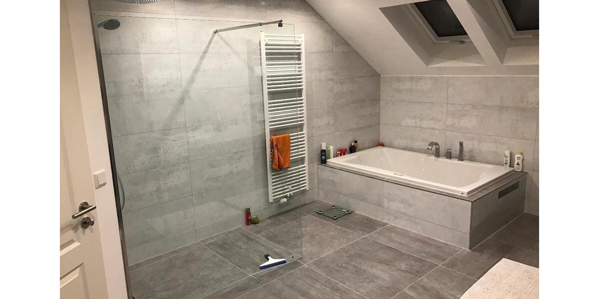 Einfamilienhaus Lehre - 3 Zimmer, 225 m&sup2;, 2.400&euro; | Angebot:25996872