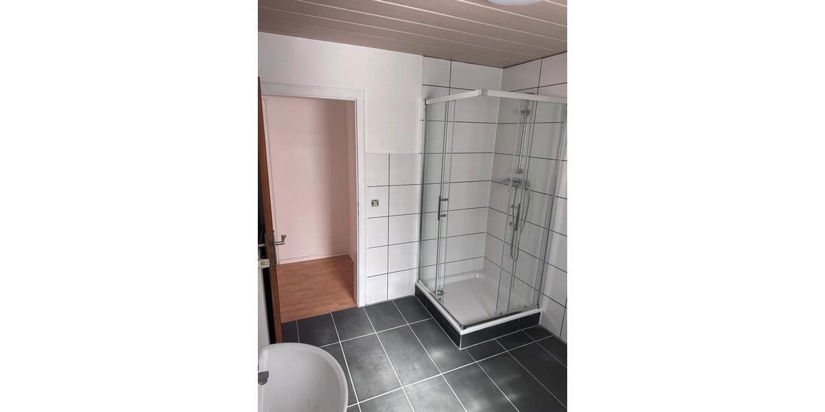Etagenwohnung Kandel - 3 Zimmer, 90 m&sup2;, 950&euro; | Angebot:26385761