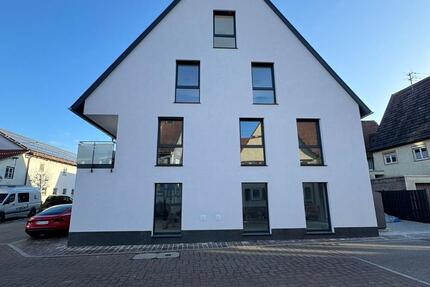 Wohnung Weil der Stadt - 2 Zimmer, 62 m&sup2;, 950&euro; | Angebot:25219655