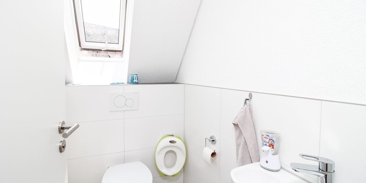 Modernisierte 4-Zimmer-Wohnung mit Einbauküche in Oberndorf a. N. - Dachgeschoßwohnung Oberndorf | Angebot:27095832