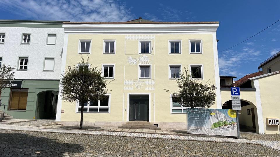 Etagenwohnung Schönberg - 2.5 Zimmer, 92 m&sup2;, 770&euro; | Angebot:16990060