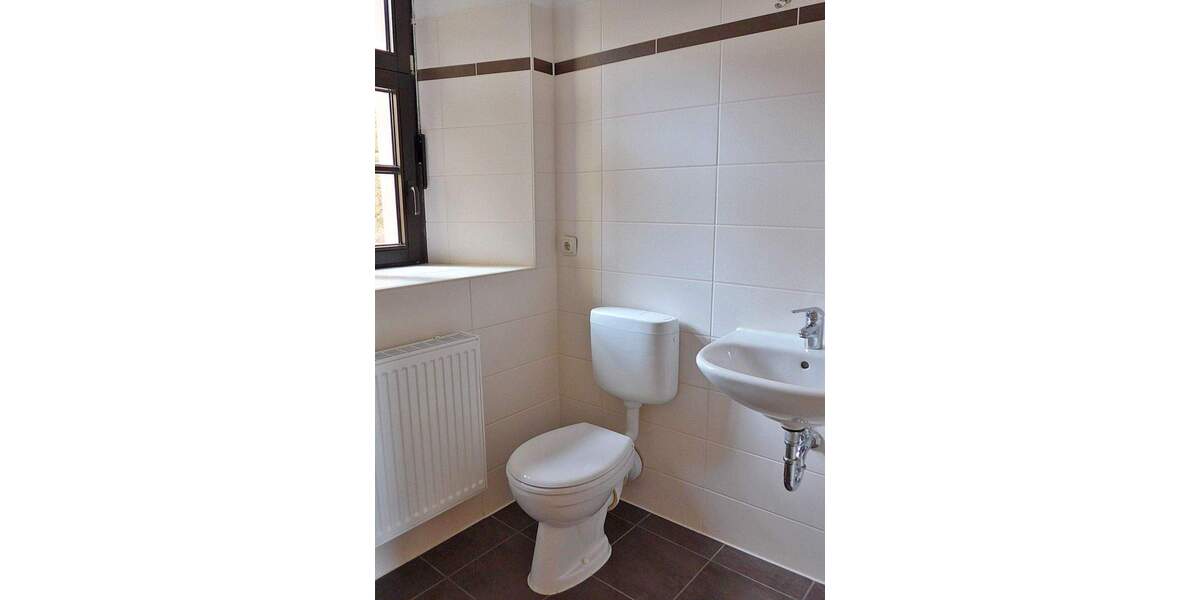 Etagenwohnung Leisnig Fischendorf - 4 Zimmer, 92 m&sup2;, 555&euro; | Angebot:23144308