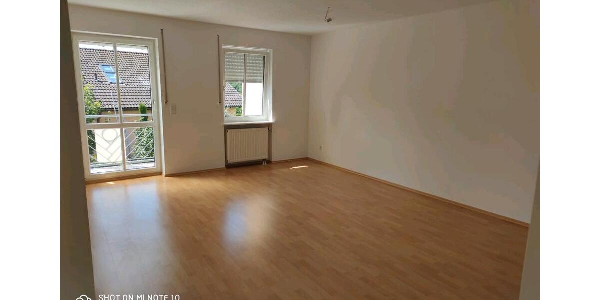 Etagenwohnung Waldmünchen - 3 Zimmer, 78 m&sup2;, 630&euro; | Angebot:25971840