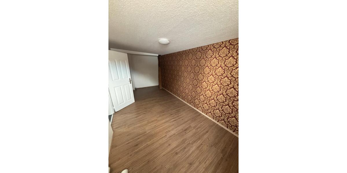 Einfamilienhaus Pohlheim - 3.5 Zimmer, 114 m&sup2;, 1.400&euro; | Angebot:25399108