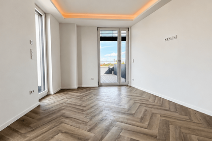 Wohnung Augsburg Innenstadt - 2 Zimmer, 95 m&sup2;, 1.998&euro; | Angebot:27322355