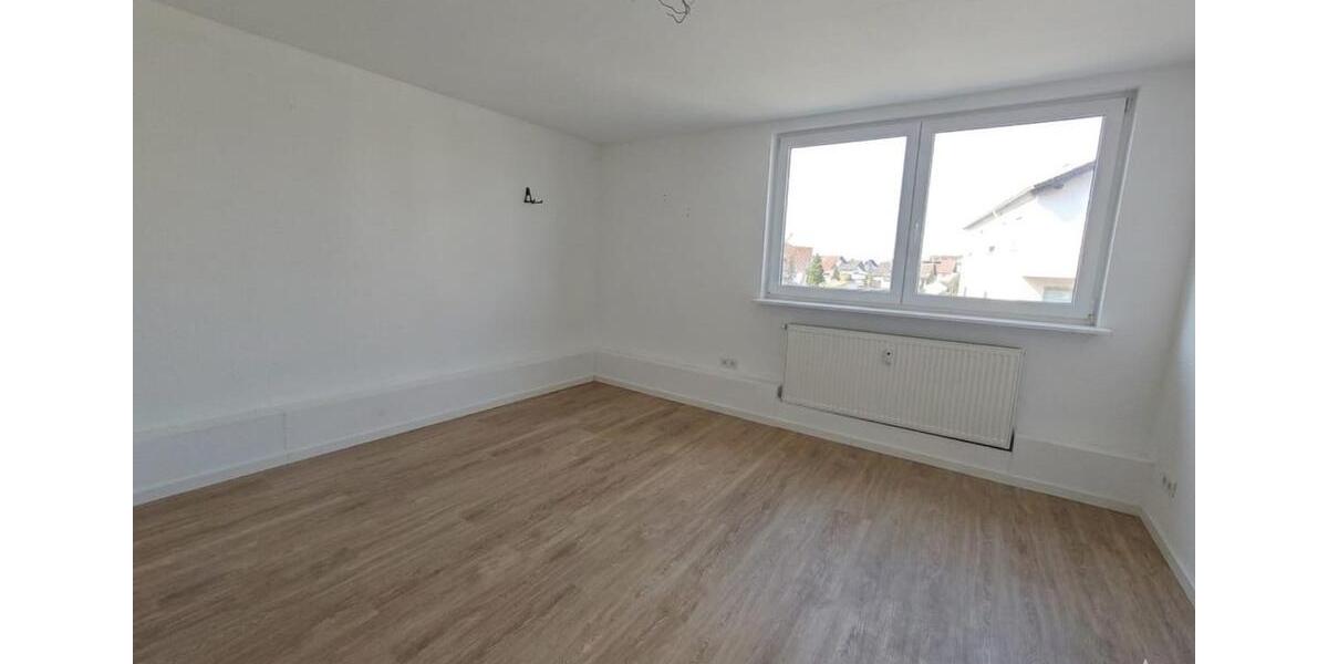 Erdgeschoßwohnung Neubrunn - 6 Zimmer, 120 m&sup2;, 960&euro; | Angebot:26006492