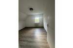 Helle 4 Zimmer DG-Wohnung in Herford, auch für WG geeignet zimmer