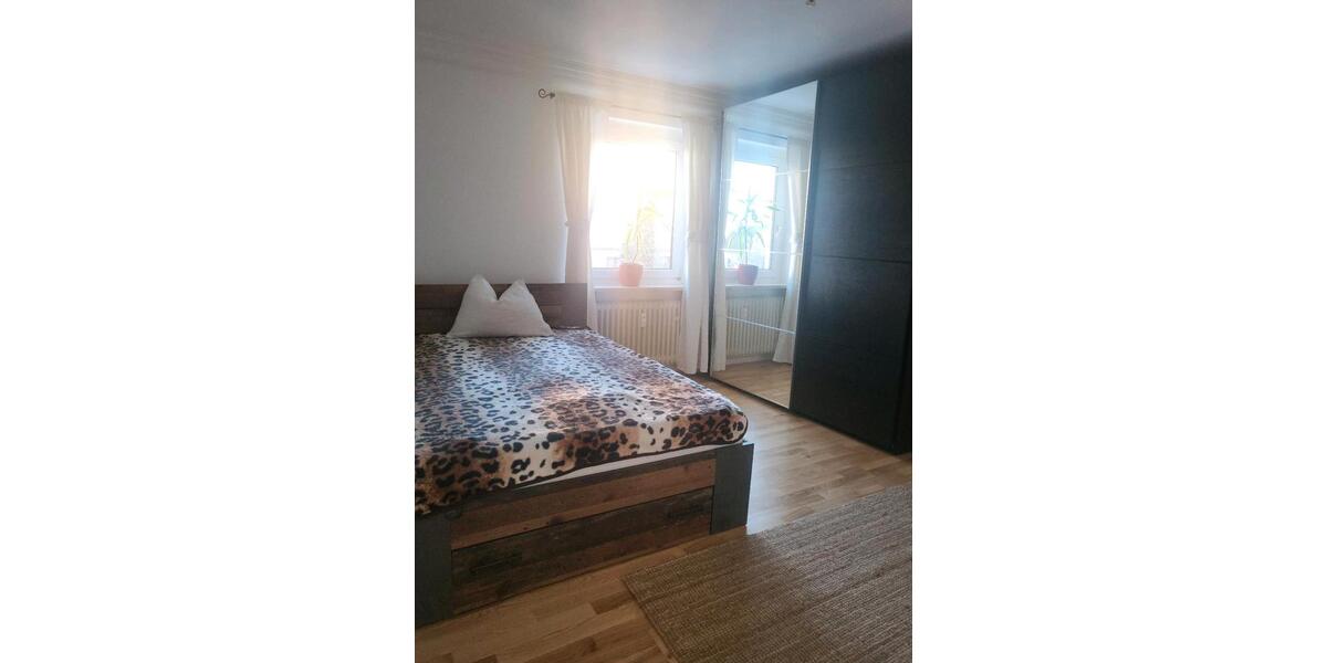 Wohnen auf Zeit Germering - 3 Zimmer, 60 m&sup2;, 1.000&euro; | Angebot:24364395