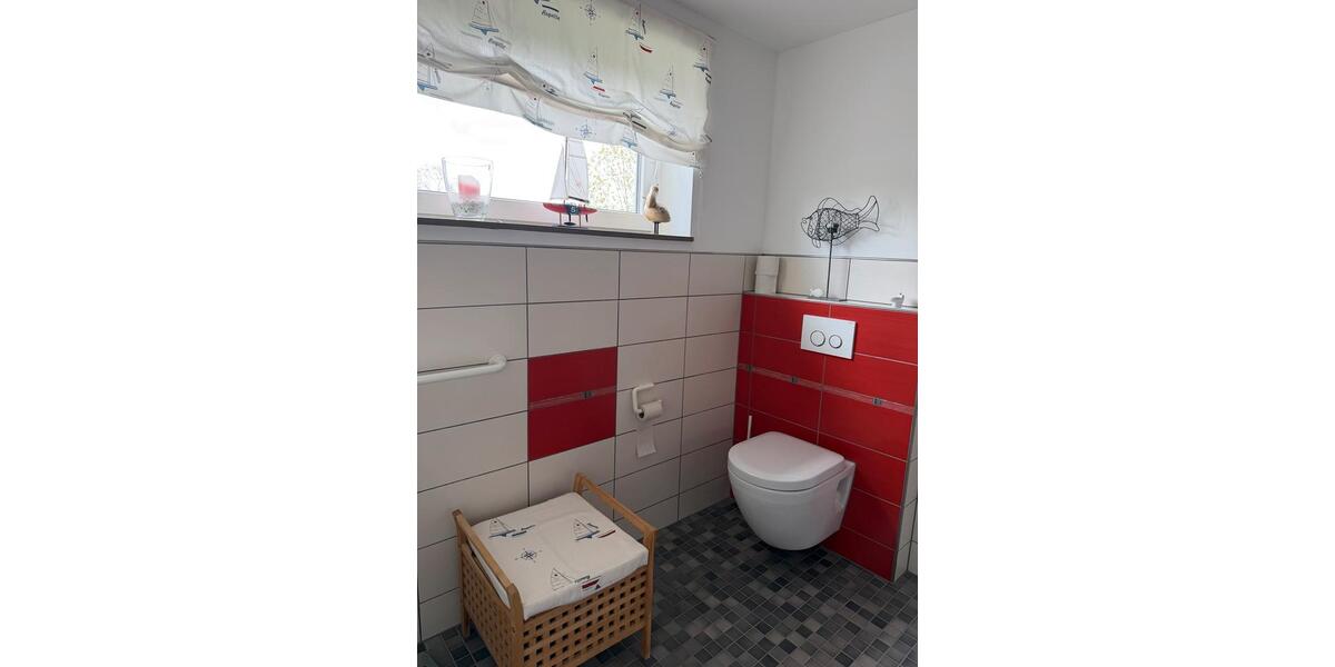 Etagenwohnung Flintbek - 4 Zimmer, 160 m&sup2;, 1.985&euro; | Angebot:26324218