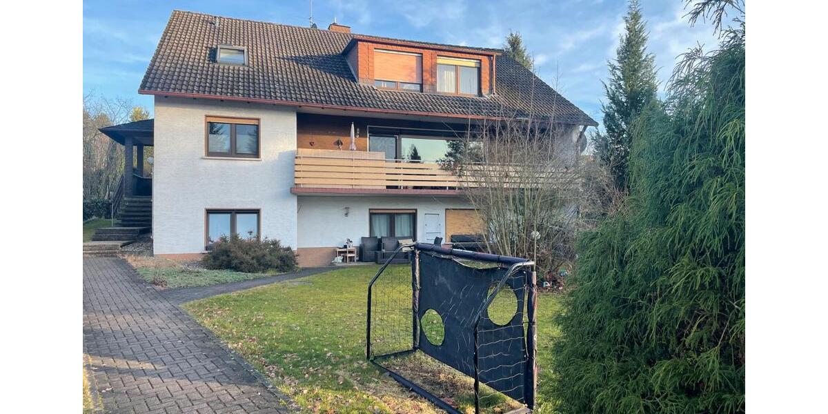 Etagenwohnung Stadtallendorf - 4 Zimmer, 122 m&sup2;, 915&euro; | Angebot:26248558