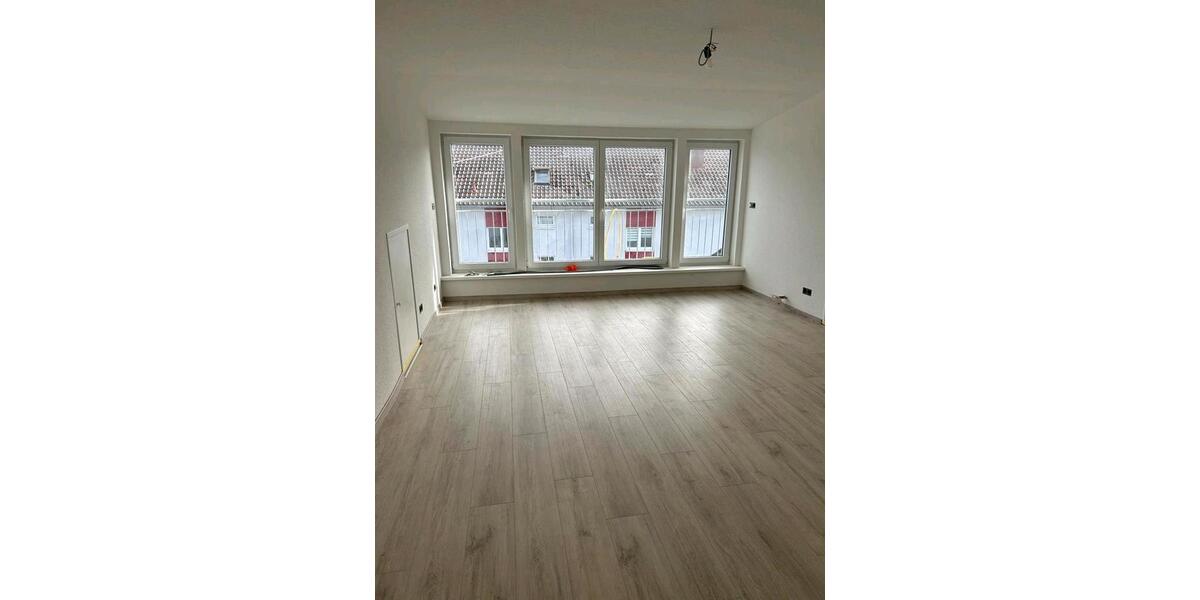 Dachgeschoßwohnung Biberach an der Riß - 3 Zimmer, 80 m&sup2;, 800&euro; | Angebot:26613933