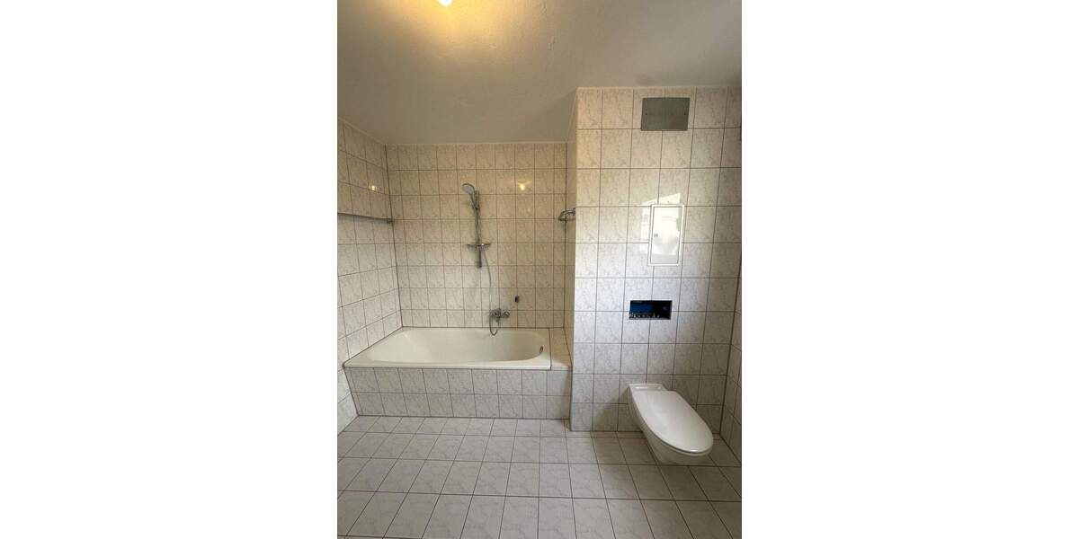 Etagenwohnung Kabelsketal Großkugel - 4 Zimmer, 121 m&sup2;, 837&euro; | Angebot:25997422