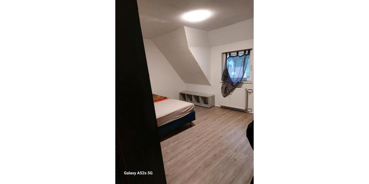 Etagenwohnung Renchen - 4 Zimmer, 95 m&sup2;, 800&euro; | Angebot:24976130