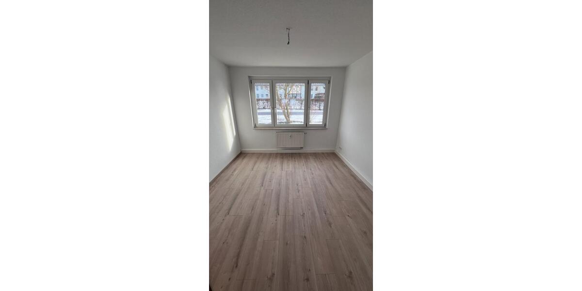 Erdgeschoßwohnung Schleiz - 3.5 Zimmer, 73 m&sup2;, 540&euro; | Angebot:24382729