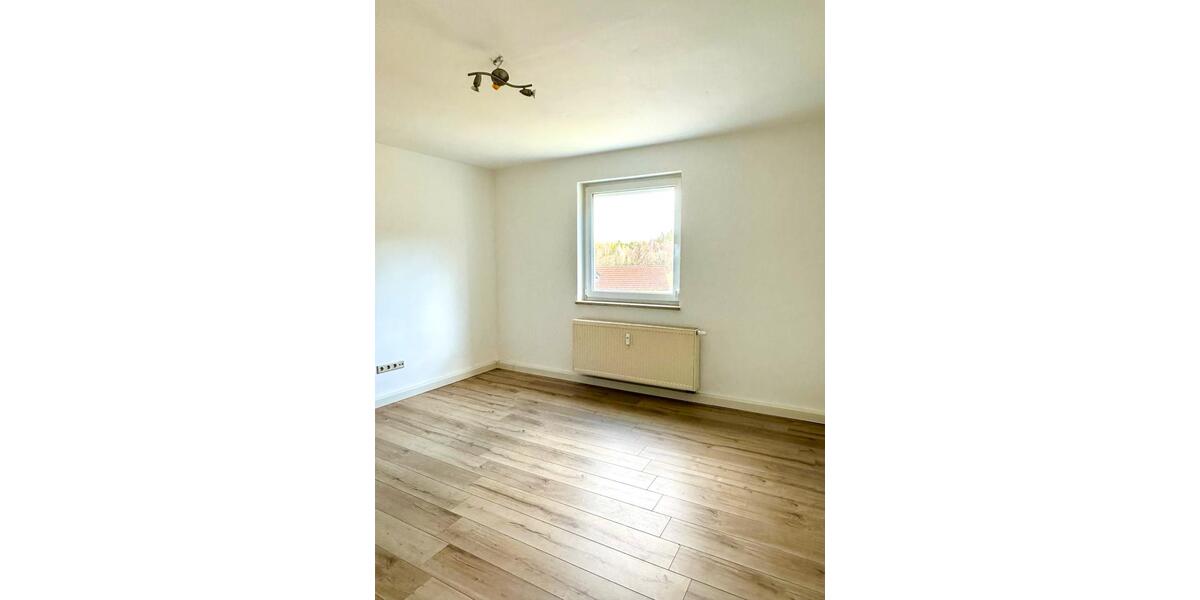 Etagenwohnung Selb - 2 Zimmer, 45 m&sup2;, 340&euro; | Angebot:26048615