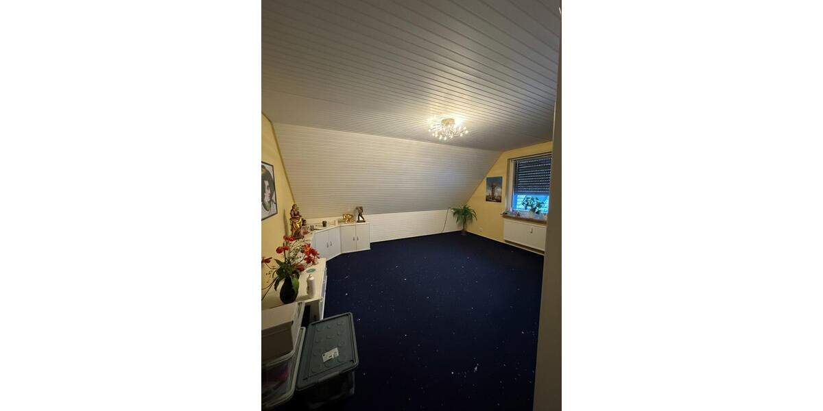 Einfamilienhaus Neumünster Böcklersiedlung - 5 Zimmer, 190 m&sup2;, 1.900&euro; | Angebot:25756445