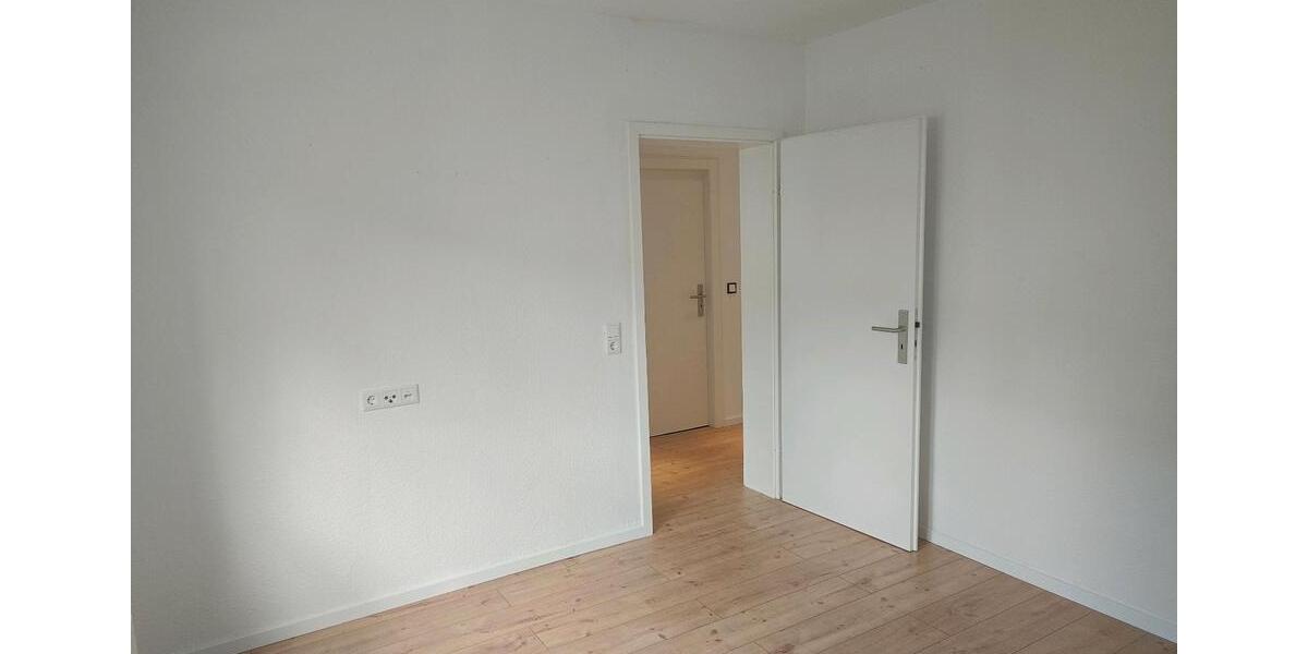 Etagenwohnung Wuppertal Gemarkung Barmen - 3 Zimmer, 73 m&sup2;, 900&euro; | Angebot:26048125