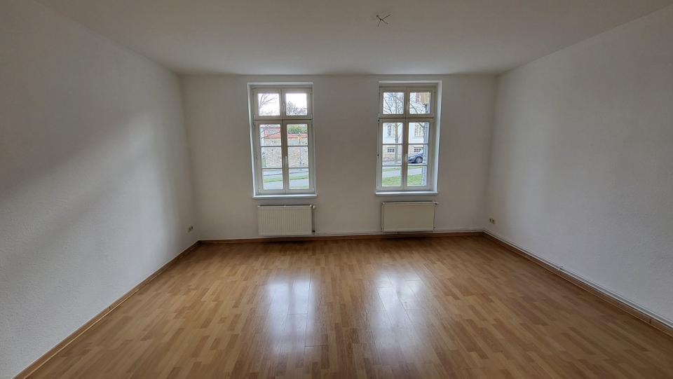 Erdgeschoßwohnung Ballenstedt - 1 Zimmer, 43 m&sup2;, 302&euro; | Angebot:24587339