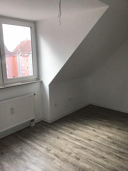 Top renovierte 3-Zimmer-Wohnung frei! **Einziehen und Wohlfühlen** zimmer