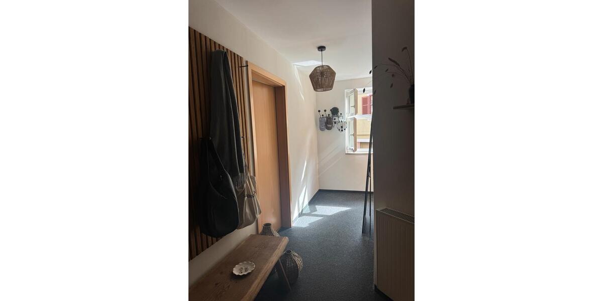 Etagenwohnung Dinkelsbühl - 2 Zimmer, 92 m&sup2;, 1.054&euro; | Angebot:26464319