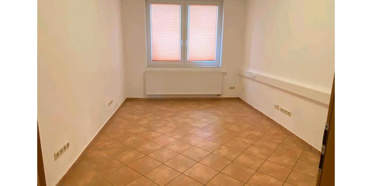 Wohn,-Geschäftshaus 8 zimmer