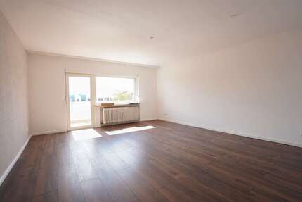 Wohnung Dietzenbach - 3 Zimmer, 75 m&sup2;, 900&euro; | Angebot:26474883