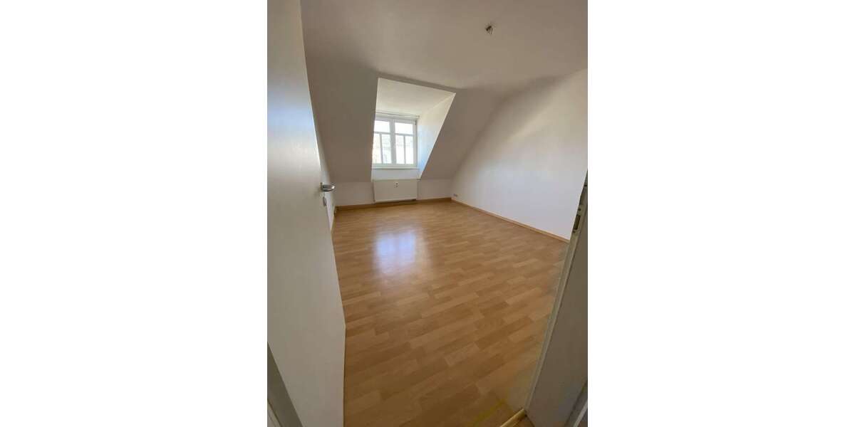Etagenwohnung Schmölln - 2 Zimmer, 39 m&sup2;, 300&euro; | Angebot:26100177