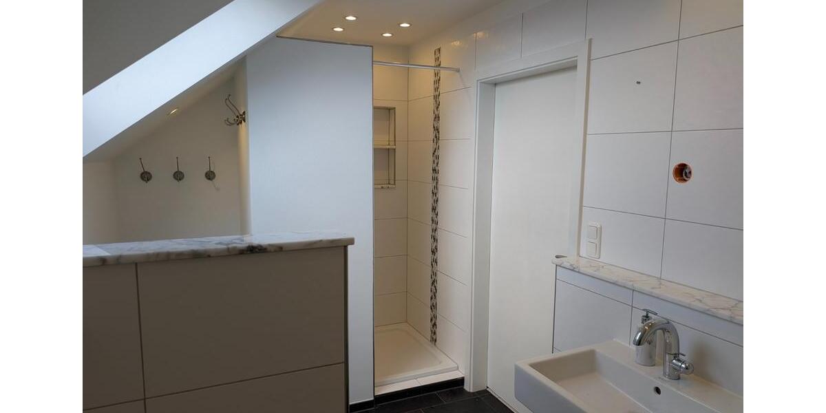 Maisonettenwohnung Wuppertal Gemarkung Nächstebreck - 2 Zimmer, 120 m&sup2;, 1.200&euro; | Angebot:25959347