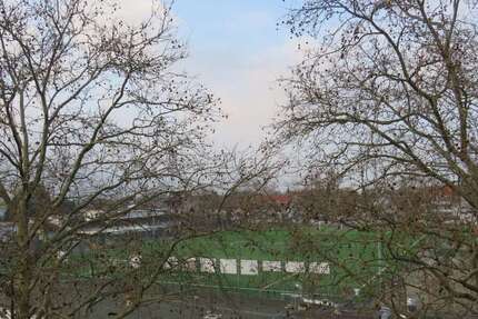 Wohnung Frankfurt Griesheim - 5 Zimmer, 145 m&sup2;, 1.800&euro; | Angebot:25080423