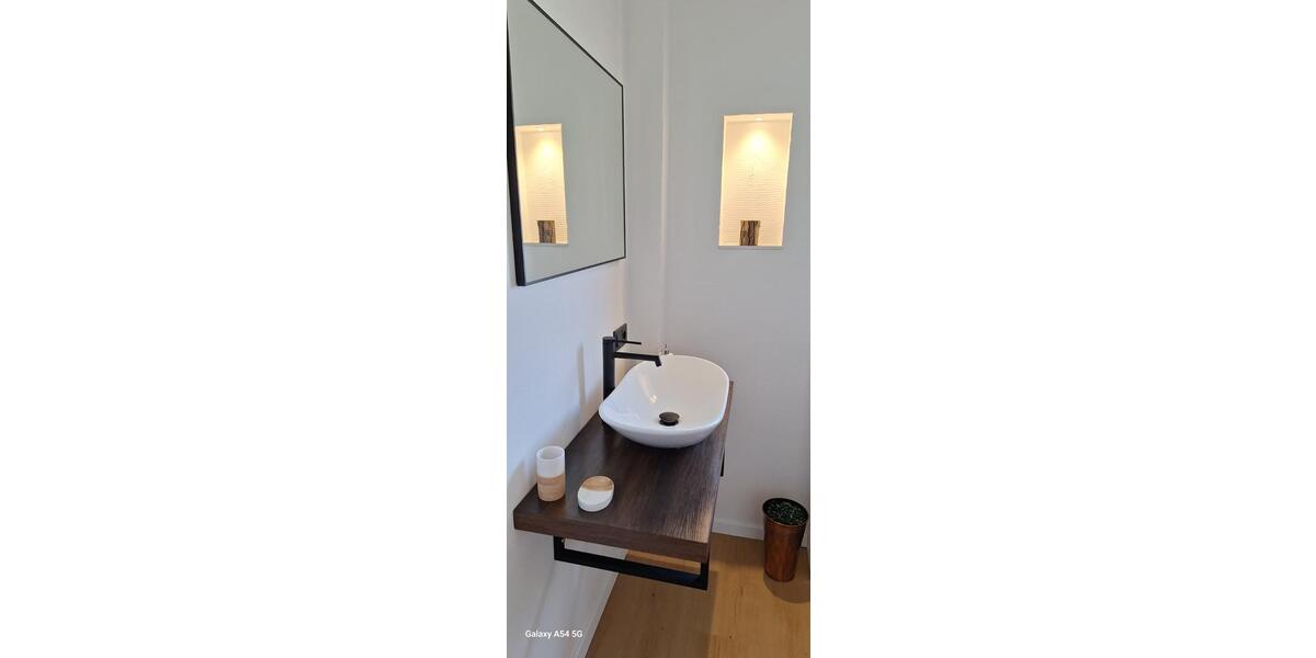 Erdgeschoßwohnung Esens - 2 Zimmer, 65 m&sup2;, 975&euro; | Angebot:25408685