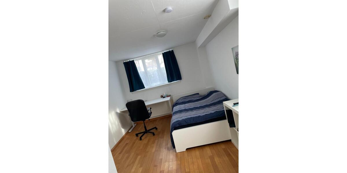 Wohnen auf Zeit Kehl - 6 Zimmer, 15 m&sup2;, 485&euro; | Angebot:26069289